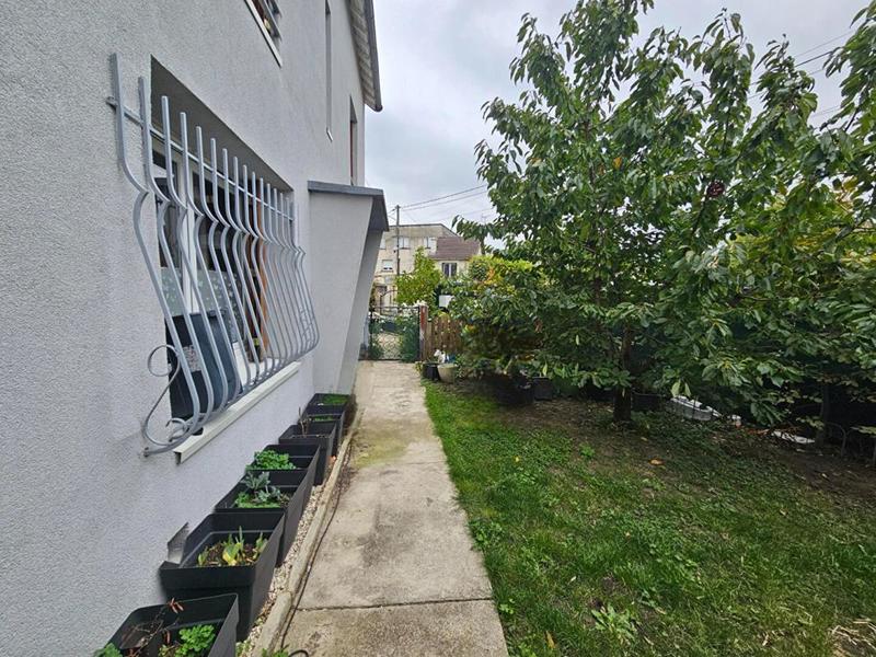 Maison - 113 m² - 7 pièces