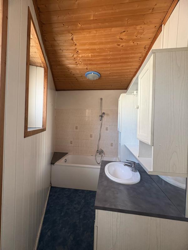 Appartement - 65 m² - 4 pièces