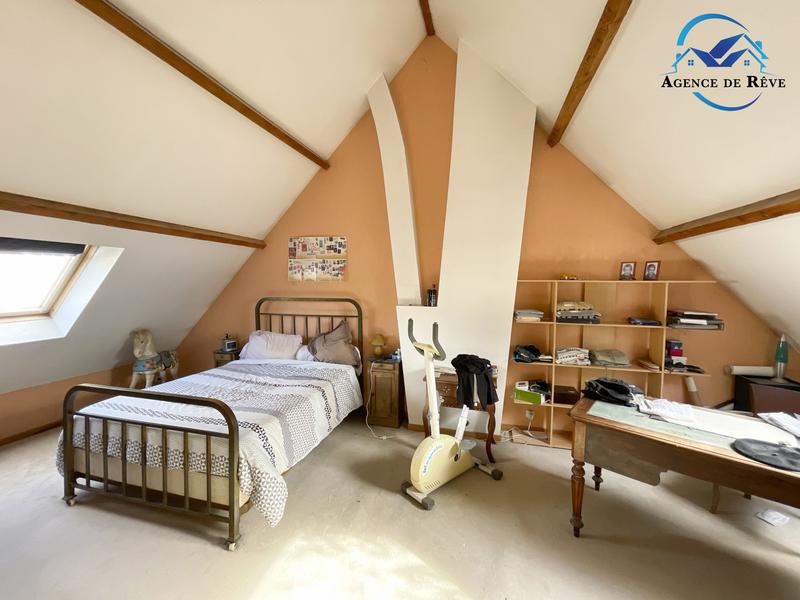 Maison - 200 m² - 6 pièces