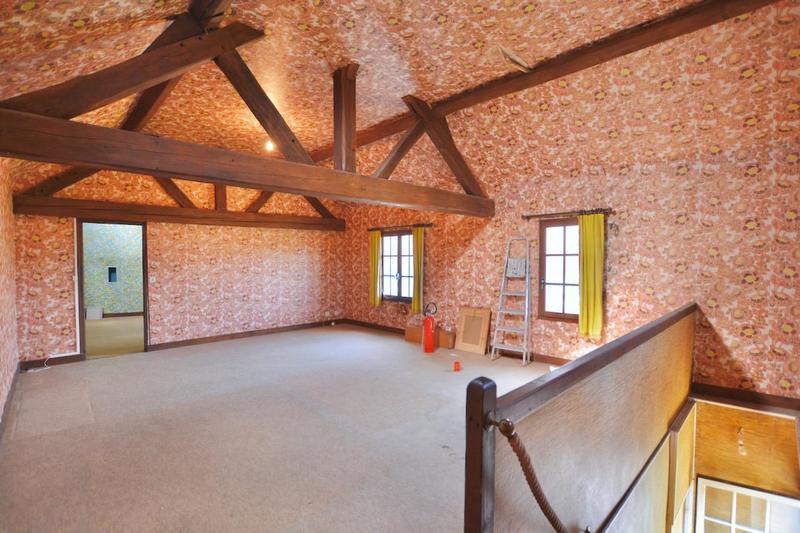 Maison ancienne - 188 m² - 7 pièces