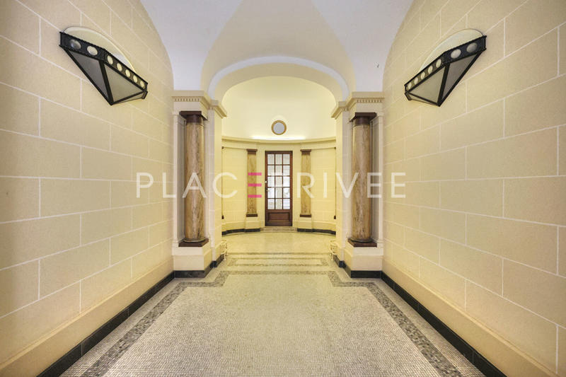 Appartement - 163 m² - 5 pièces