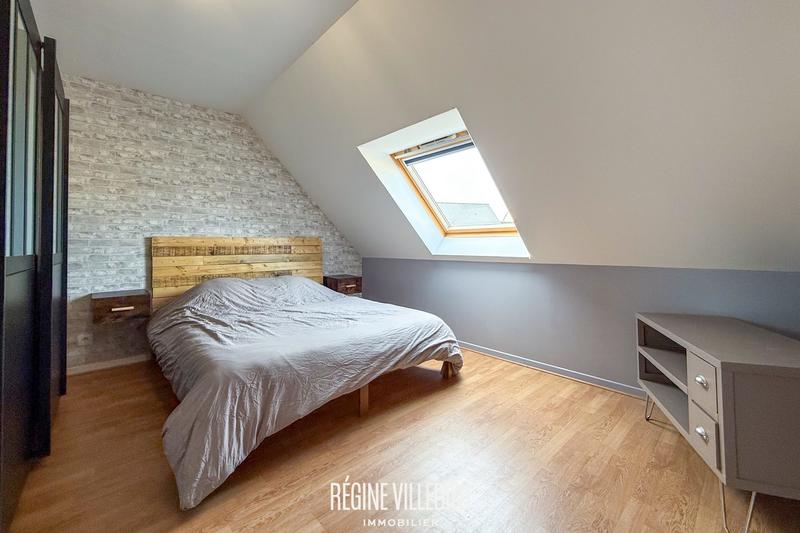 Maison - 92 m² - 5 pièces