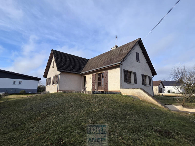 Maison - 110 m² - 7 pièces