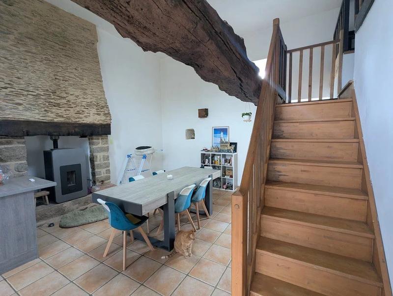 Maison - 94 m² - 4 pièces