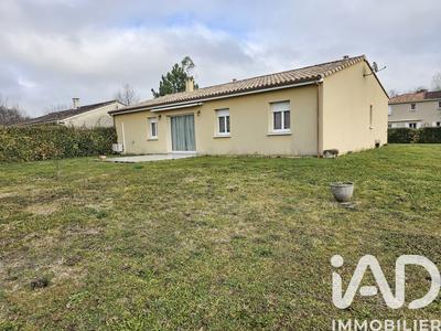 Maison - 98 m² - 4 pièces