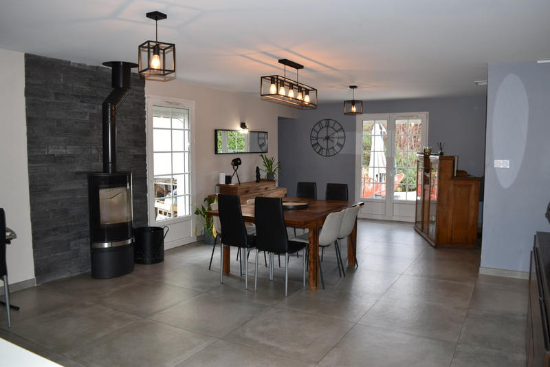 Maison - 175 m² - 6 pièces