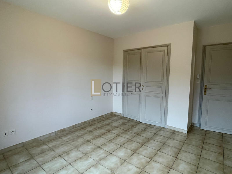 Maison - 159 m² - 6 pièces