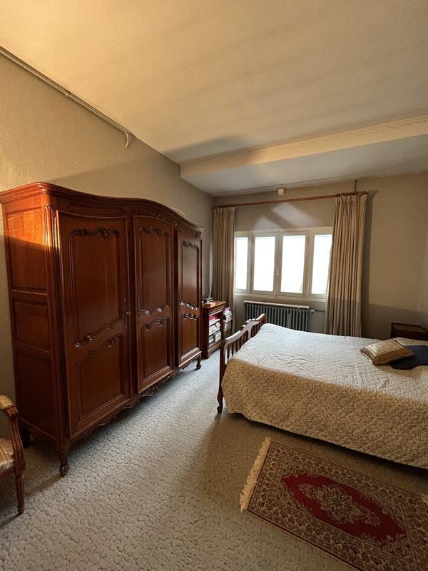 Maison traditionnelle - 132 m² - 6 pièces