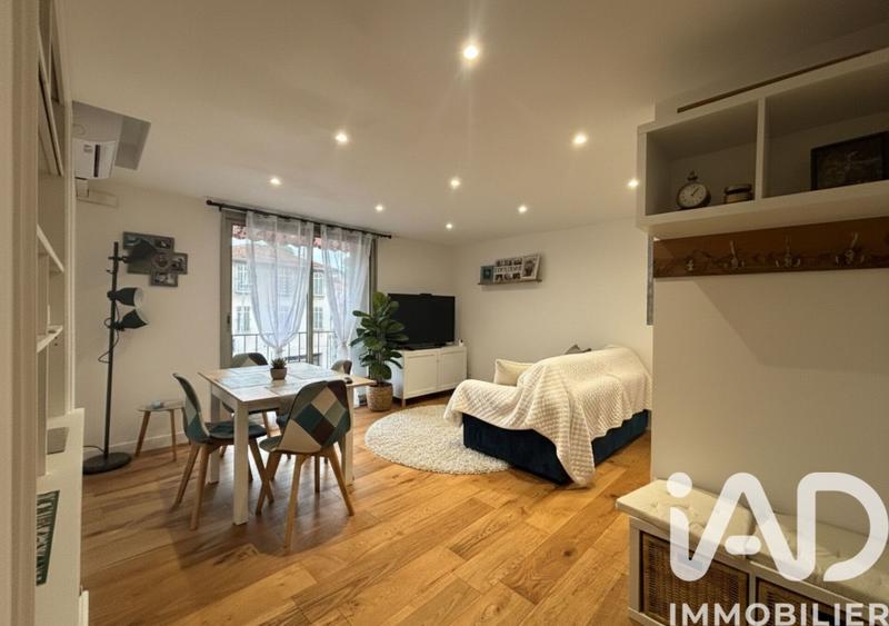 Appartement - 57 m² - 3 pièces