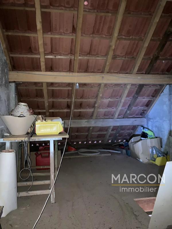 Maison - 94 m² - 5 pièces