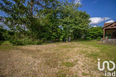 Maison - 240 m² - 6 pièces