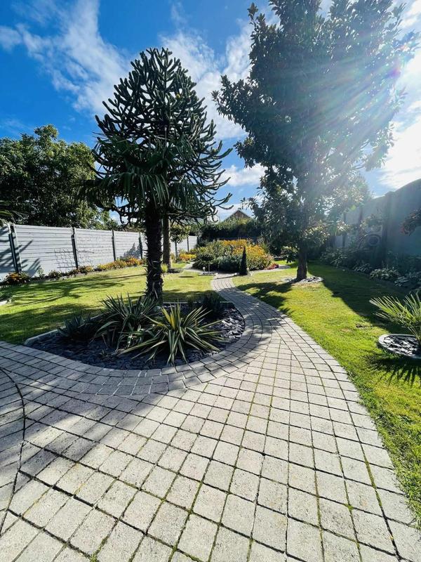 Maison - 130 m² - 8 pièces