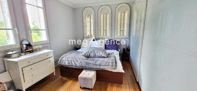 Maison - 200 m² - 7 pièces