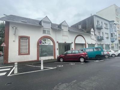 Local commercial - 400 m² - 14 pièces