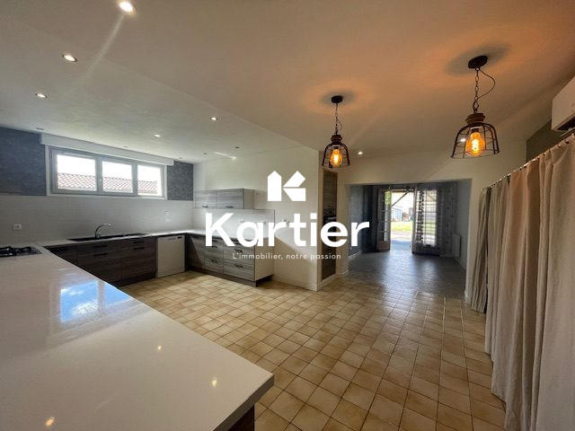 Maison ancienne - 136 m² - 6 pièces