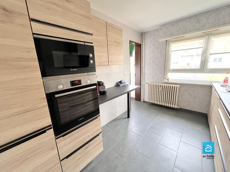Appartement - 81 m² - 3 pièces