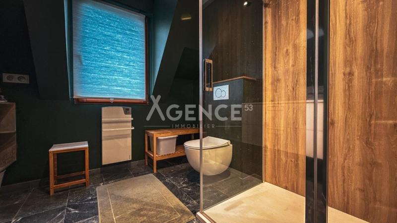 Maison - 158 m² - 5 pièces