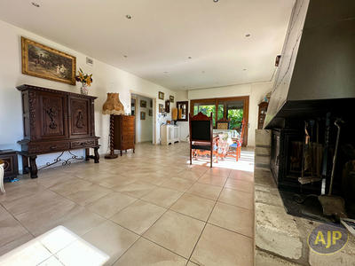 Maison - 134 m² - 4 pièces