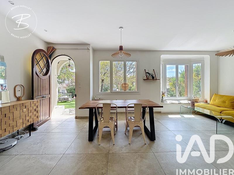 Maison - 160 m² - 6 pièces