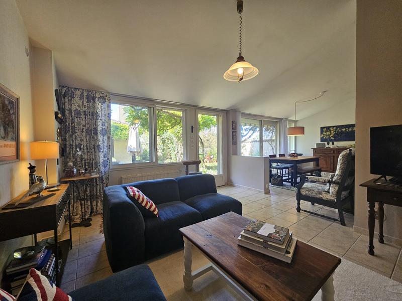 Maison traditionnelle - 157 m² - 4 pièces