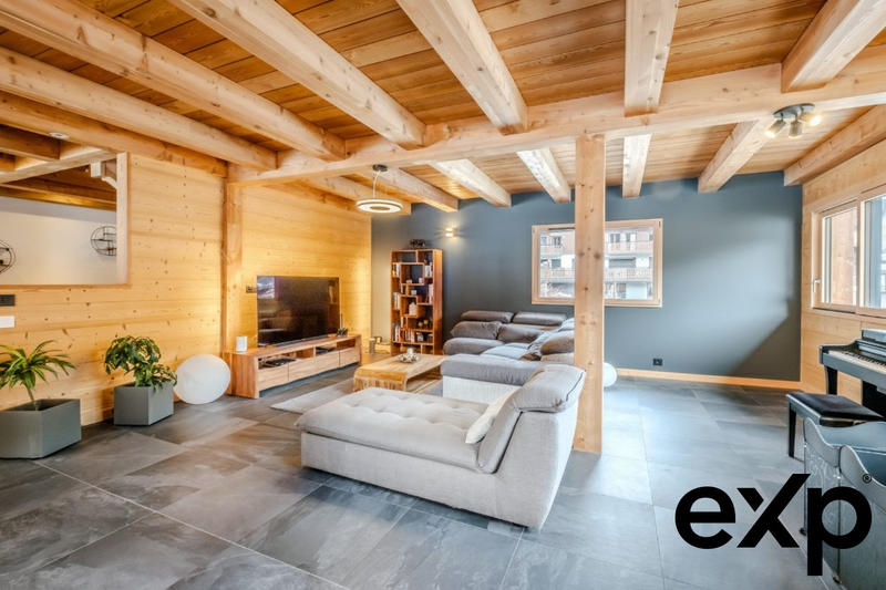 Châlet - 265 m² - 10 pièces