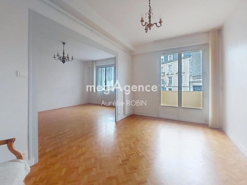 Appartement - 82 m² - 4 pièces