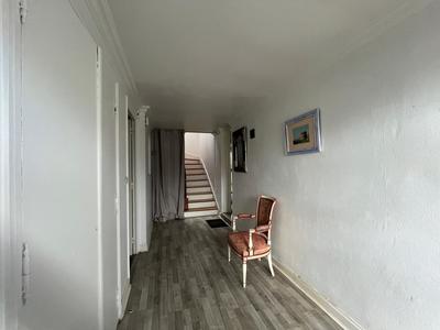 Maison - 159 m² - 6 pièces