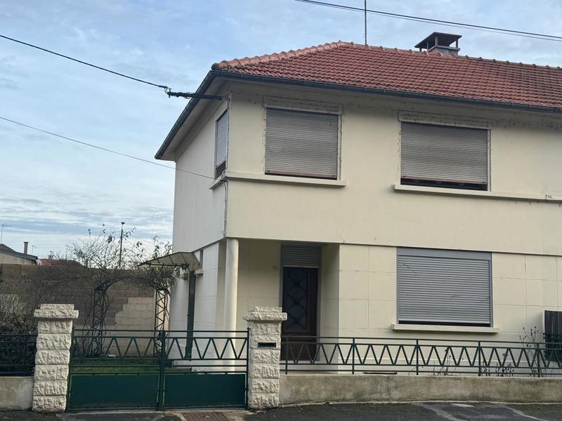 Maison - 87 m² - 5 pièces