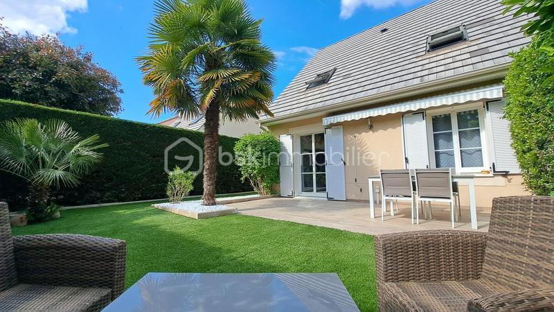 Maison - 92 m² - 4 pièces