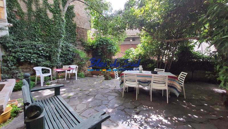 Maison de ville - 196 m² - 10 pièces