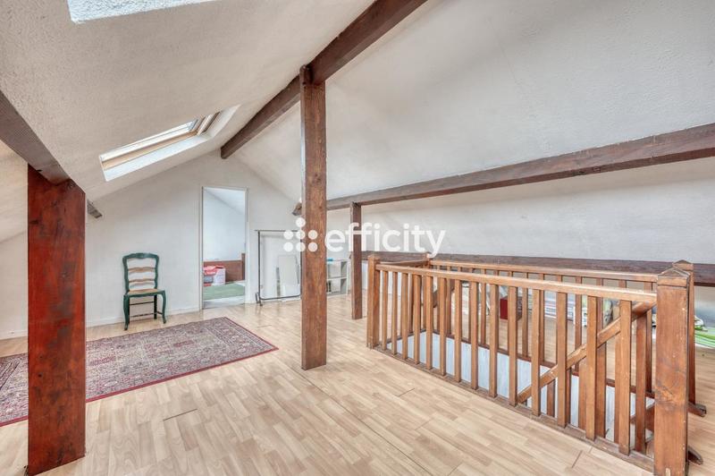 Maison - 153 m² - 8 pièces