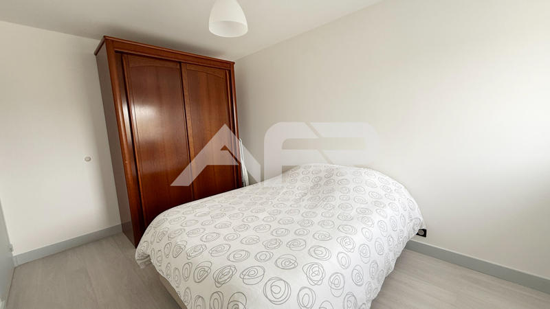 Appartement - 92 m² - 4 pièces