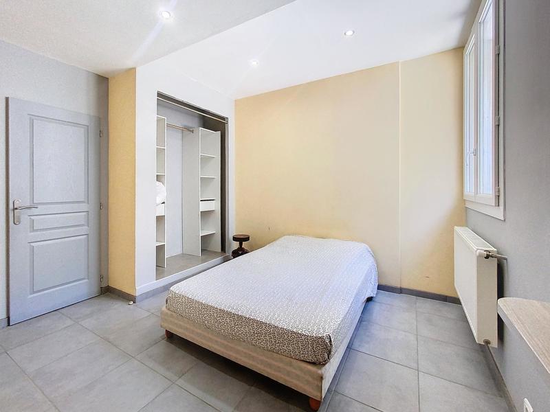 Appartement - 97 m² - 4 pièces