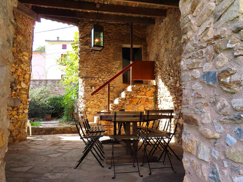 Maison - 330 m² - 10 pièces