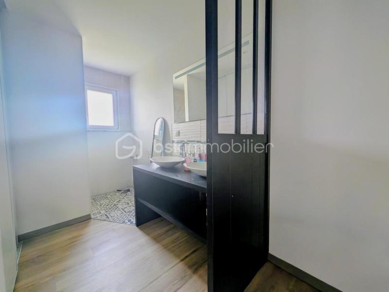 Maison traditionnelle - 115 m² - 5 pièces