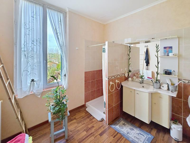 Maison - 150 m² - 7 pièces