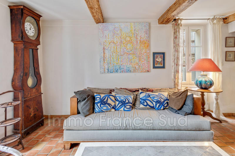 Maison de village - 190 m² - 8 pièces