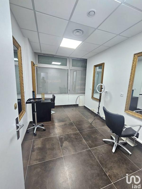 Local commercial - 140 m²