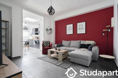 Chambre - 10 m² - 1 pièce