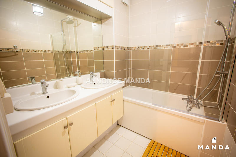 Chambre - 72 m² - 4 pièces