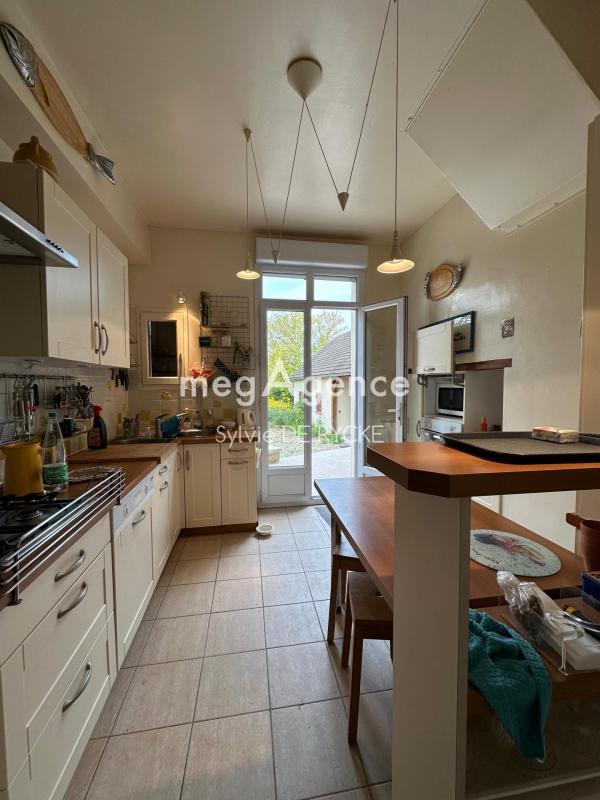 Maison - 199 m² - 7 pièces