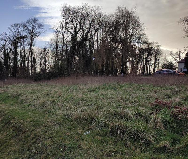 Terrain constructible - 323 m²