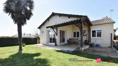 Maison - 110 m² - 6 pièces