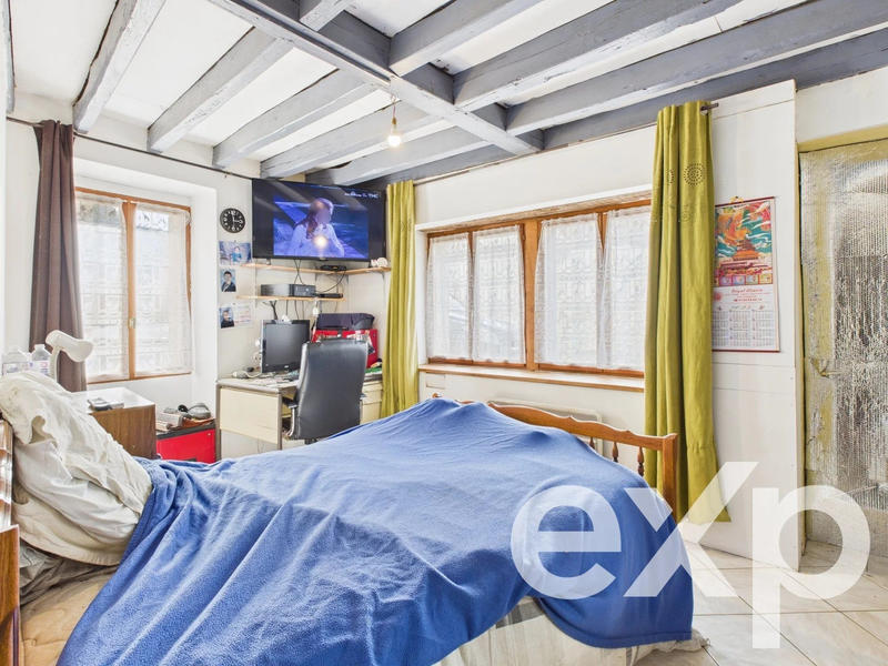 Maison - 97 m² - 4 pièces