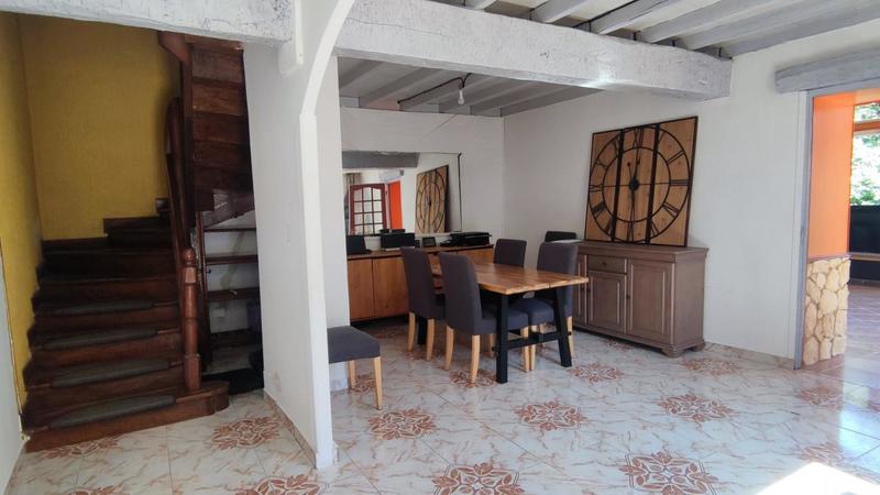 Propriété - 237 m² - 12 pièces