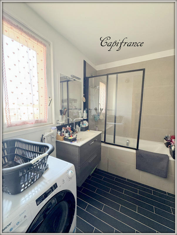 Appartement - 77 m² - 4 pièces