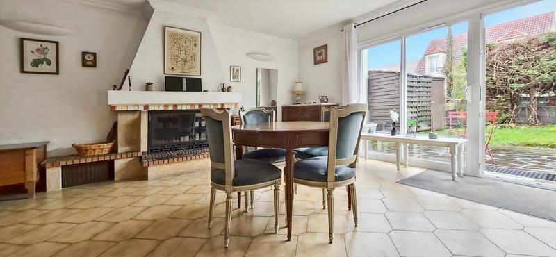 Appartement - 80 m² - 5 pièces