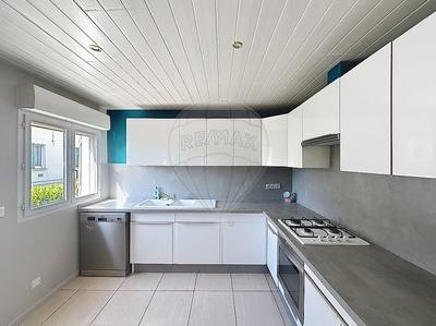 Maison - 171 m² - 7 pièces