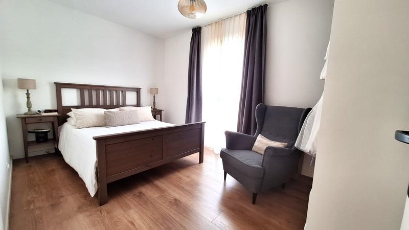 Appartement - 97 m² - 4 pièces