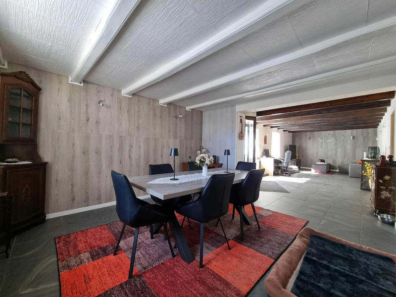 Maison traditionnelle - 193 m² - 5 pièces